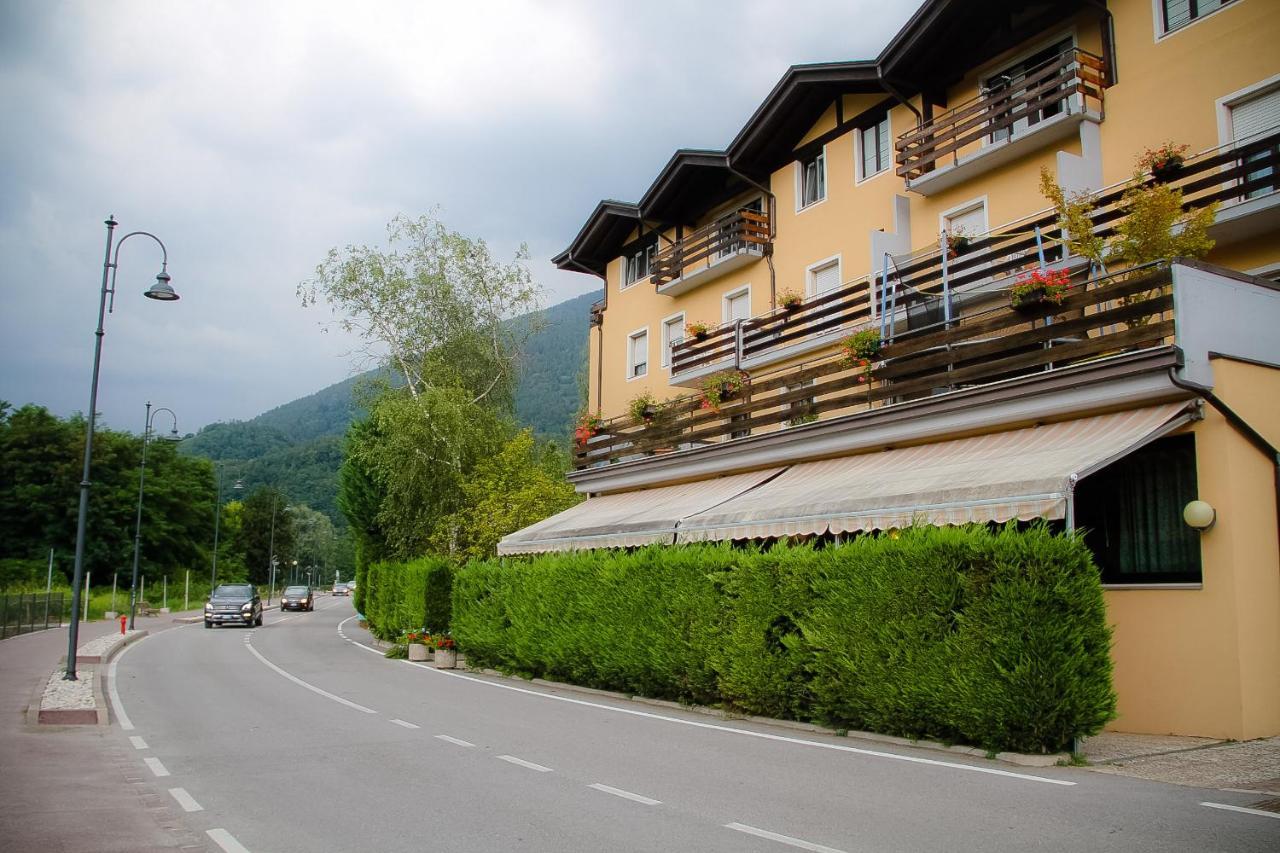 Hotel Dolomiti 레비코온천 외부 사진