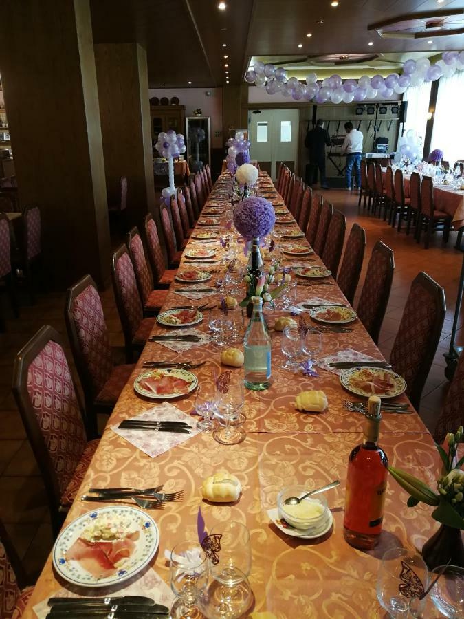 Hotel Dolomiti 레비코온천 외부 사진